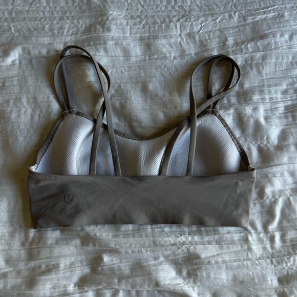 Lululemon Like a Cloud Bra - Picture 2 of 2